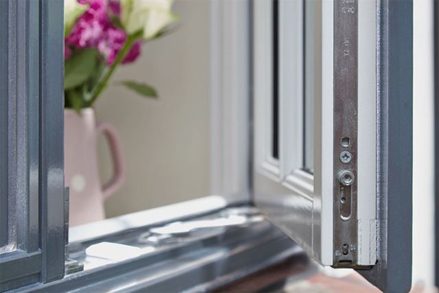 Anthractite_grey_wooden_casement_window