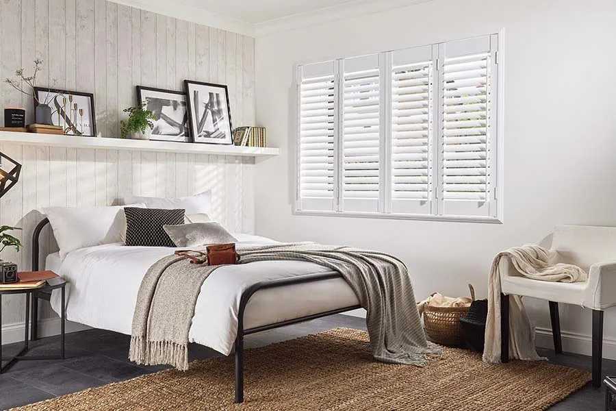 Vinyl_Shutters5